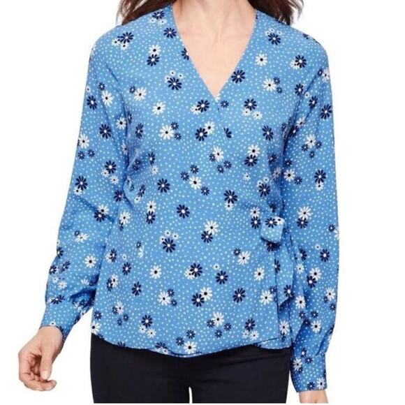 TALBOTS Flowers & Dots Poet Sleeve
Wrap Top Size L New with Tag MSRP $89 - Picture 2 of 6